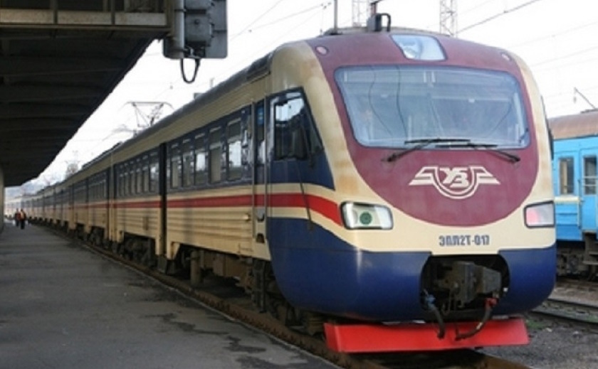 Электричка Кривой Рог – Днепр