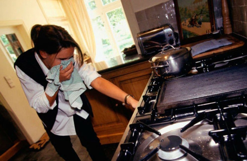 Якщо відчуваєш запах газу