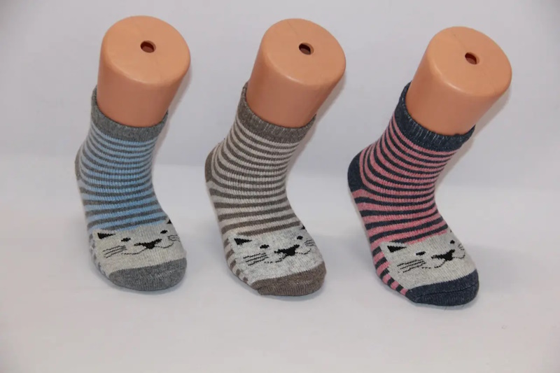 Дитячі шкарпетки